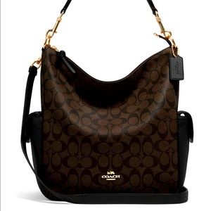 Pennie Shoulder Bag In Signature Canvas